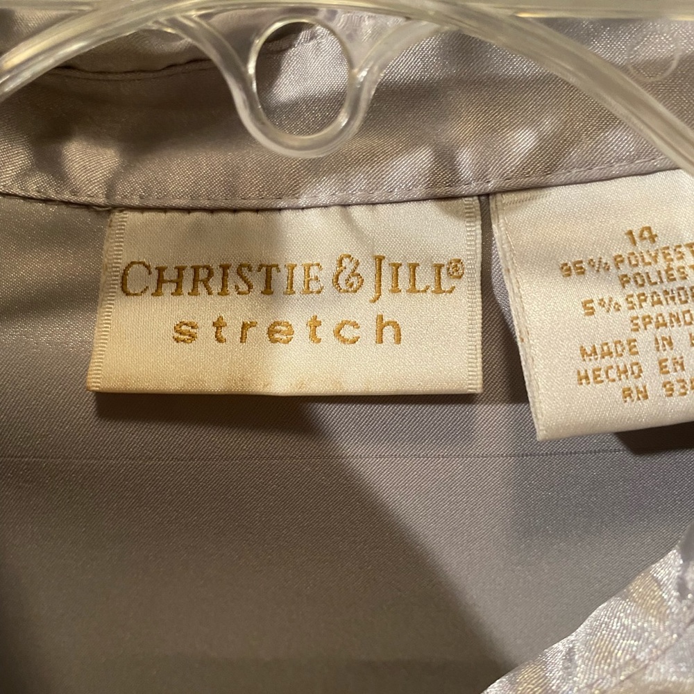 blouse - Picture 5 of 7